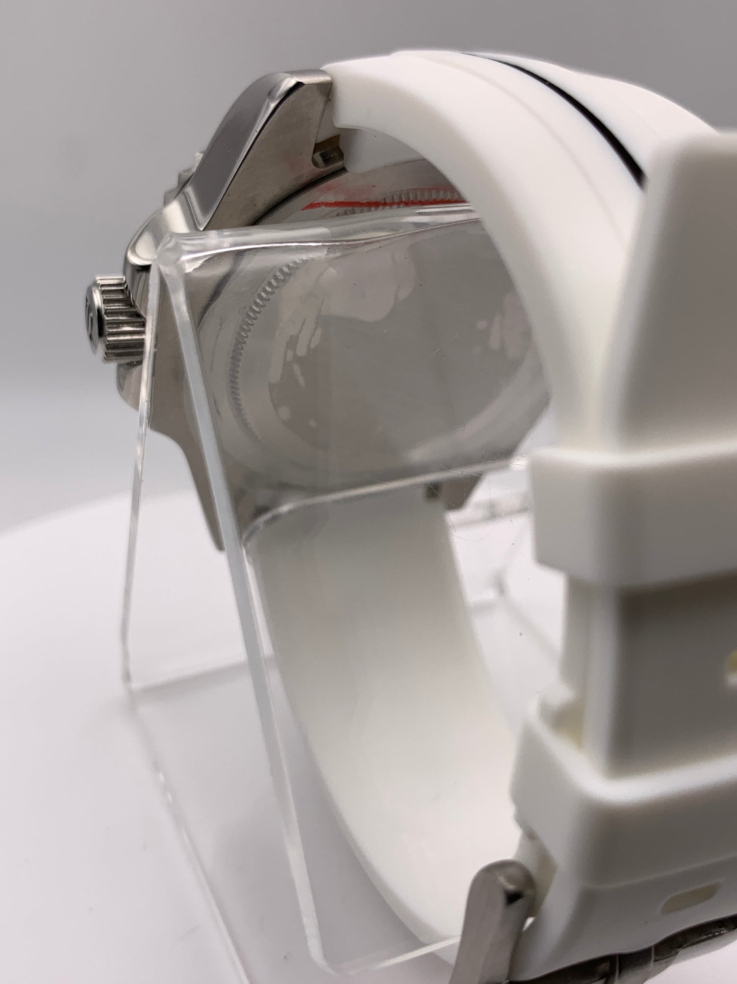 Windswirl. 40mm stainless steel. Sapphire crystal. Seiko NH38.