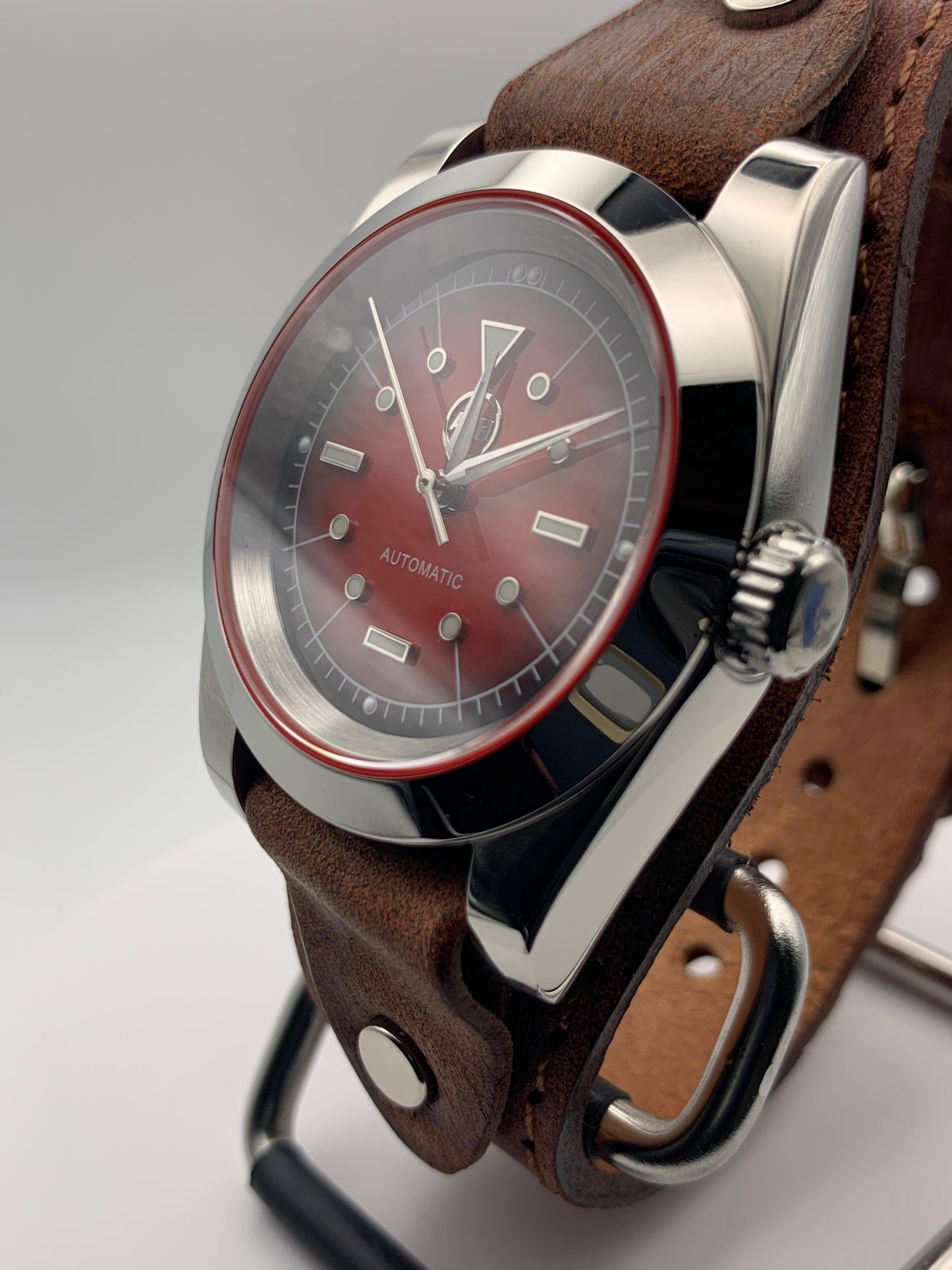 Red Five 1.2 - 39mm Stainless steel.