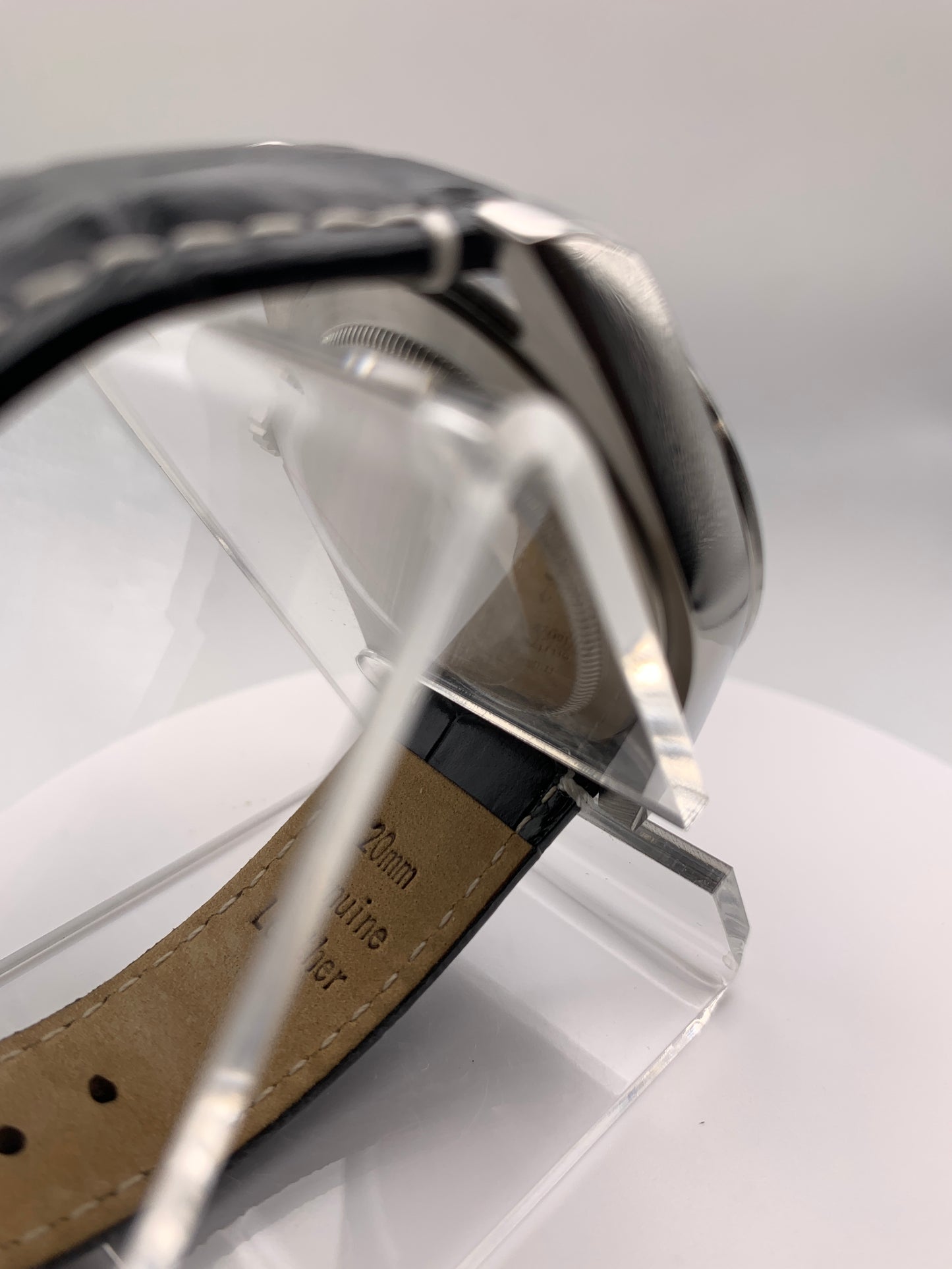 Blossom. 39mm Stainless steel. Textured dial.  Sapphire crystal. NH35 automatic movement.