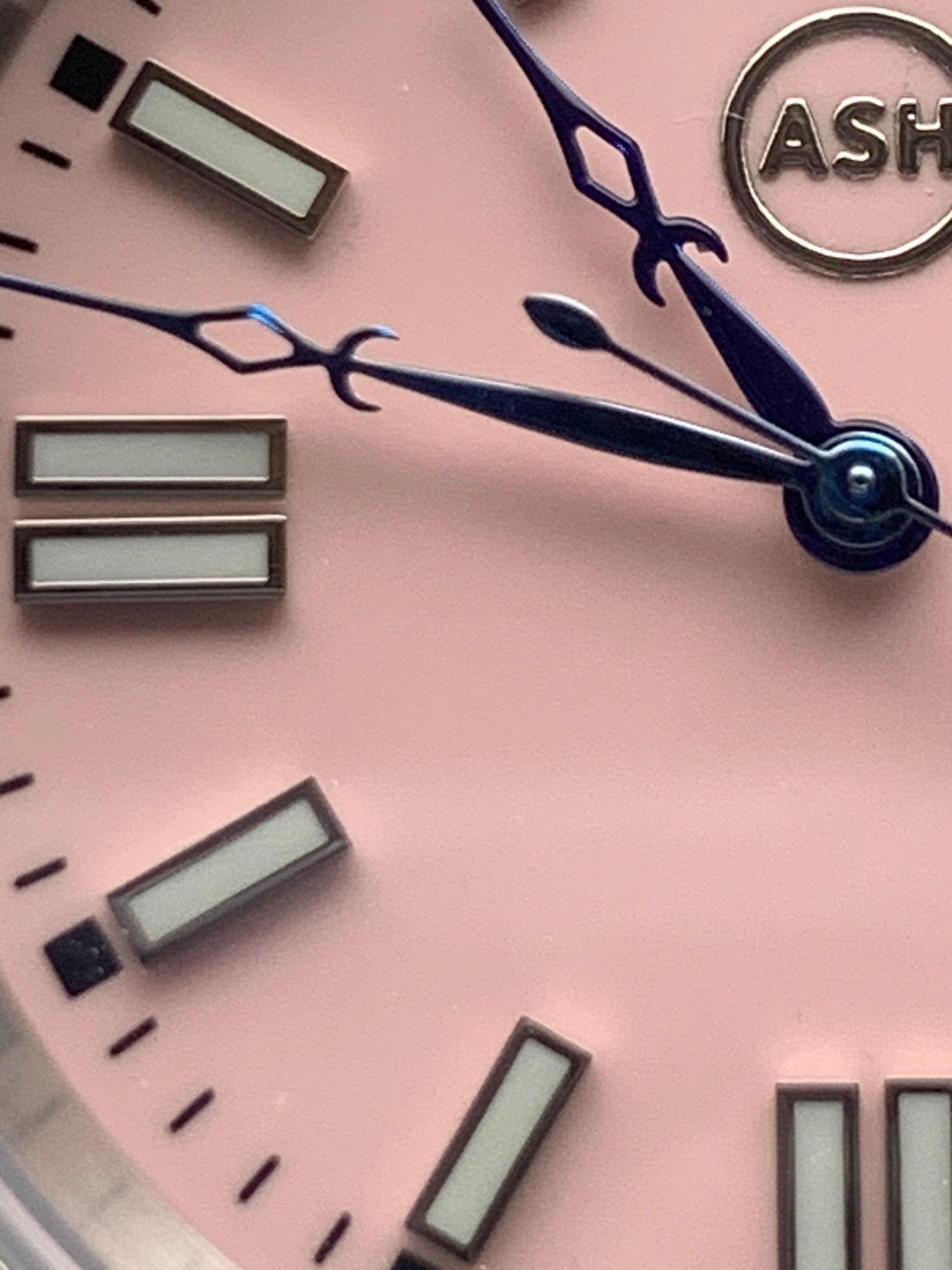 Rose Engine - 39mm stainless steel. Sapphire crystal. Seiko NH38.