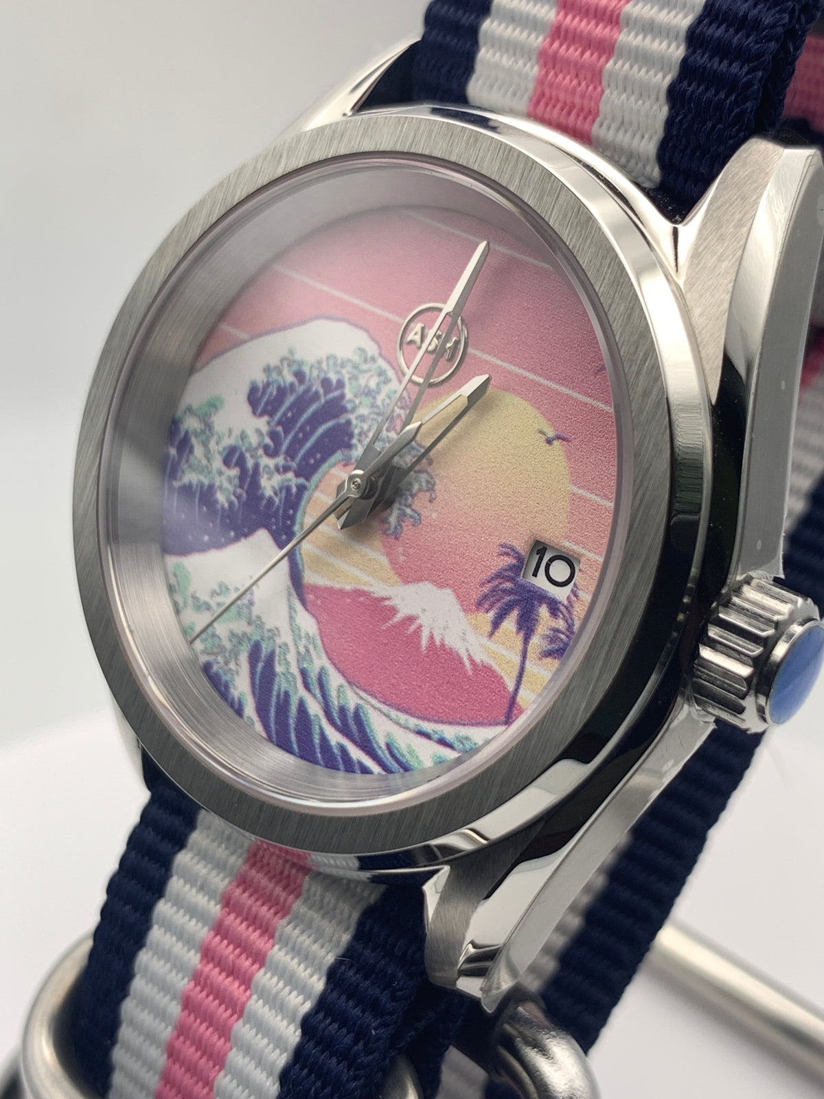 Fruit Punch 1.1 - 38mm Stainless steel. Sapphire crystal. Seiko NH35.