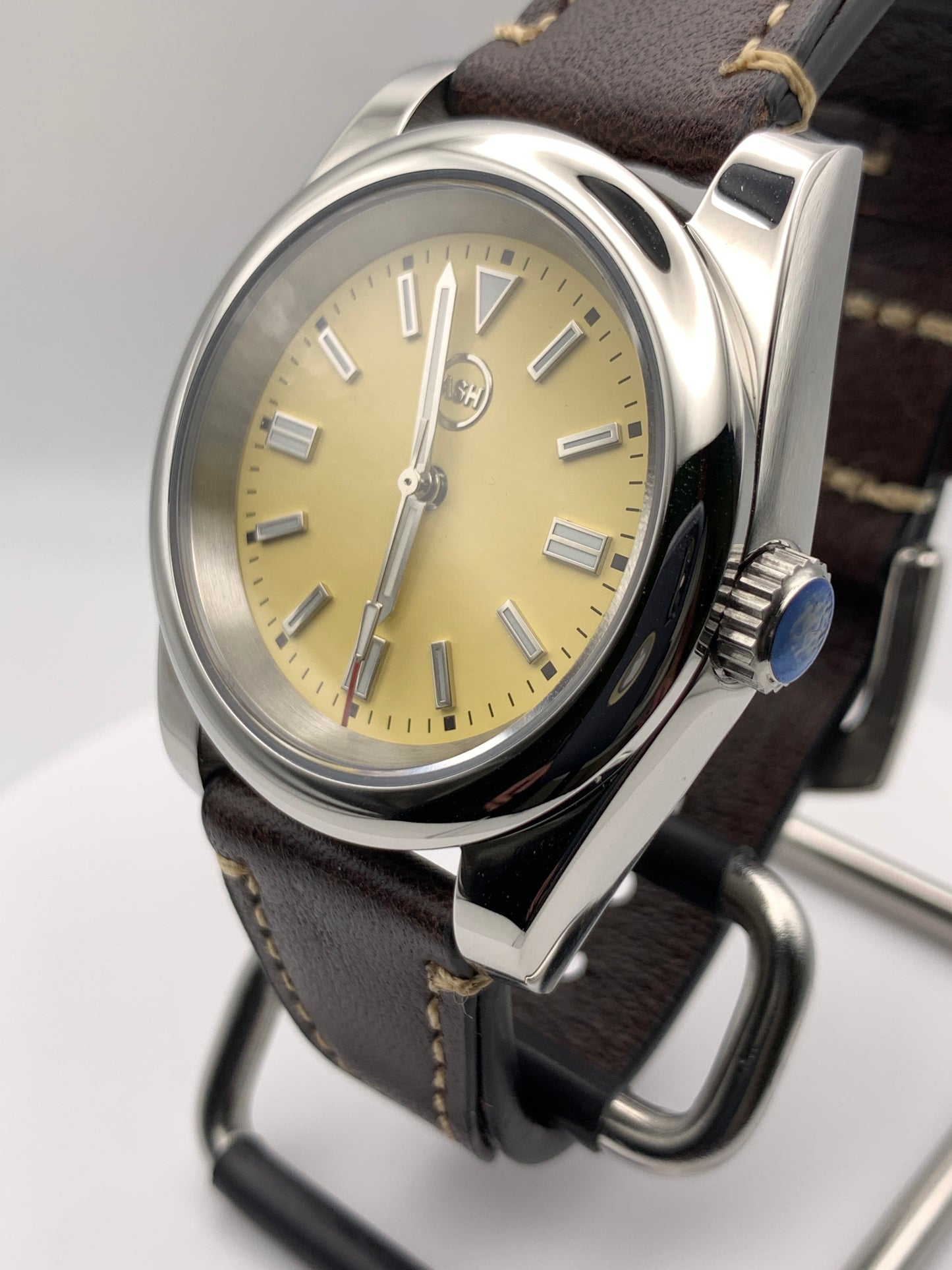 Sunny 1.1 - 36mm Stainless steel case. Sapphire crystal.  Seiko NH38.