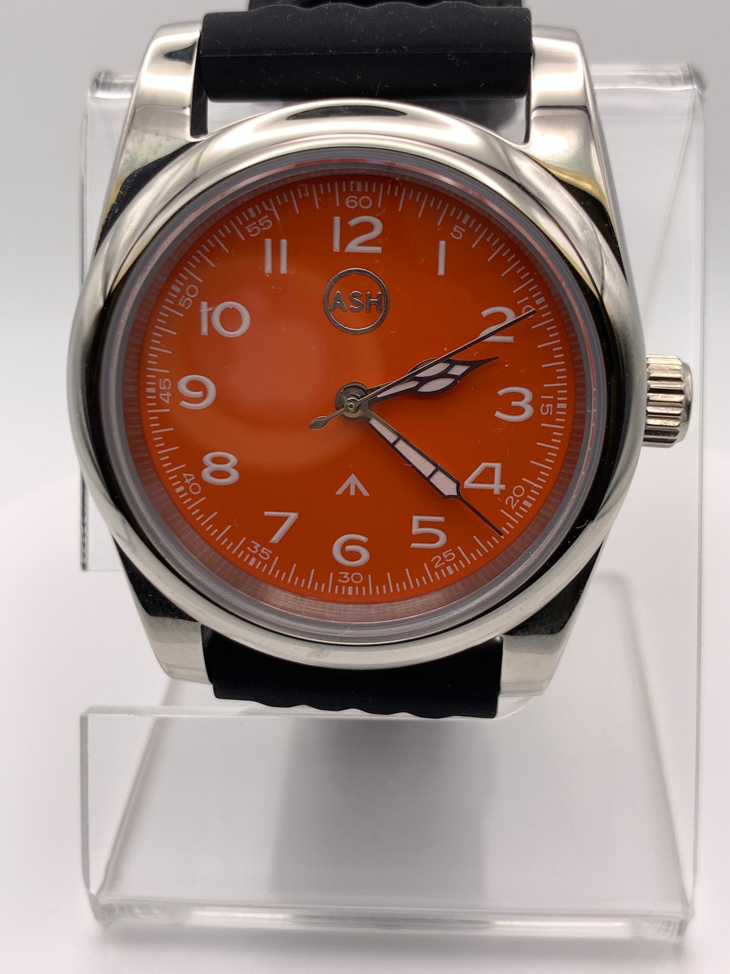 Blood Orange.  39mm stainless steel field watch. Sapphire crystal. NH38 automatic.
