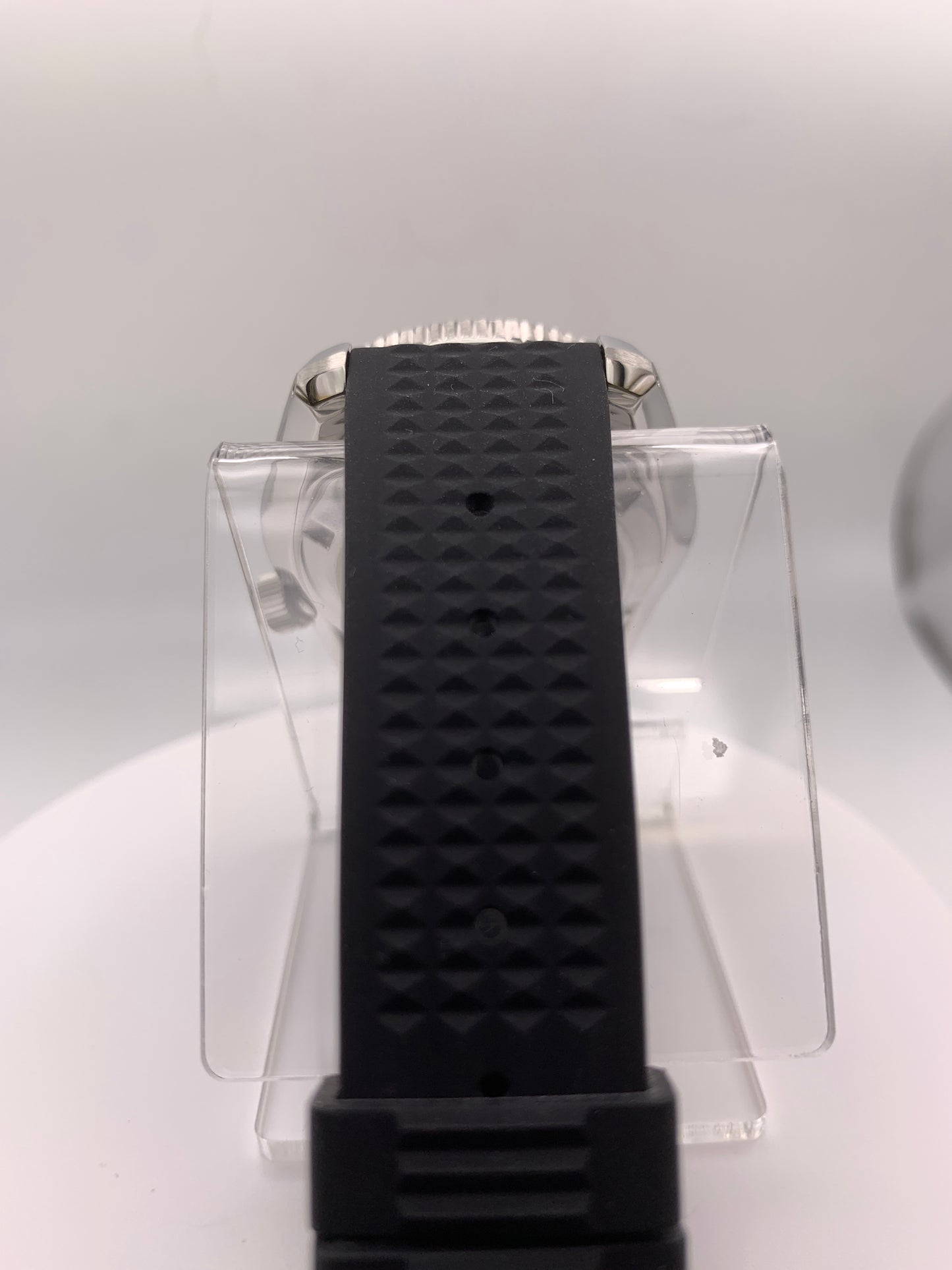 Orange Textured Dial. Diver Style. 42mm cushion case.