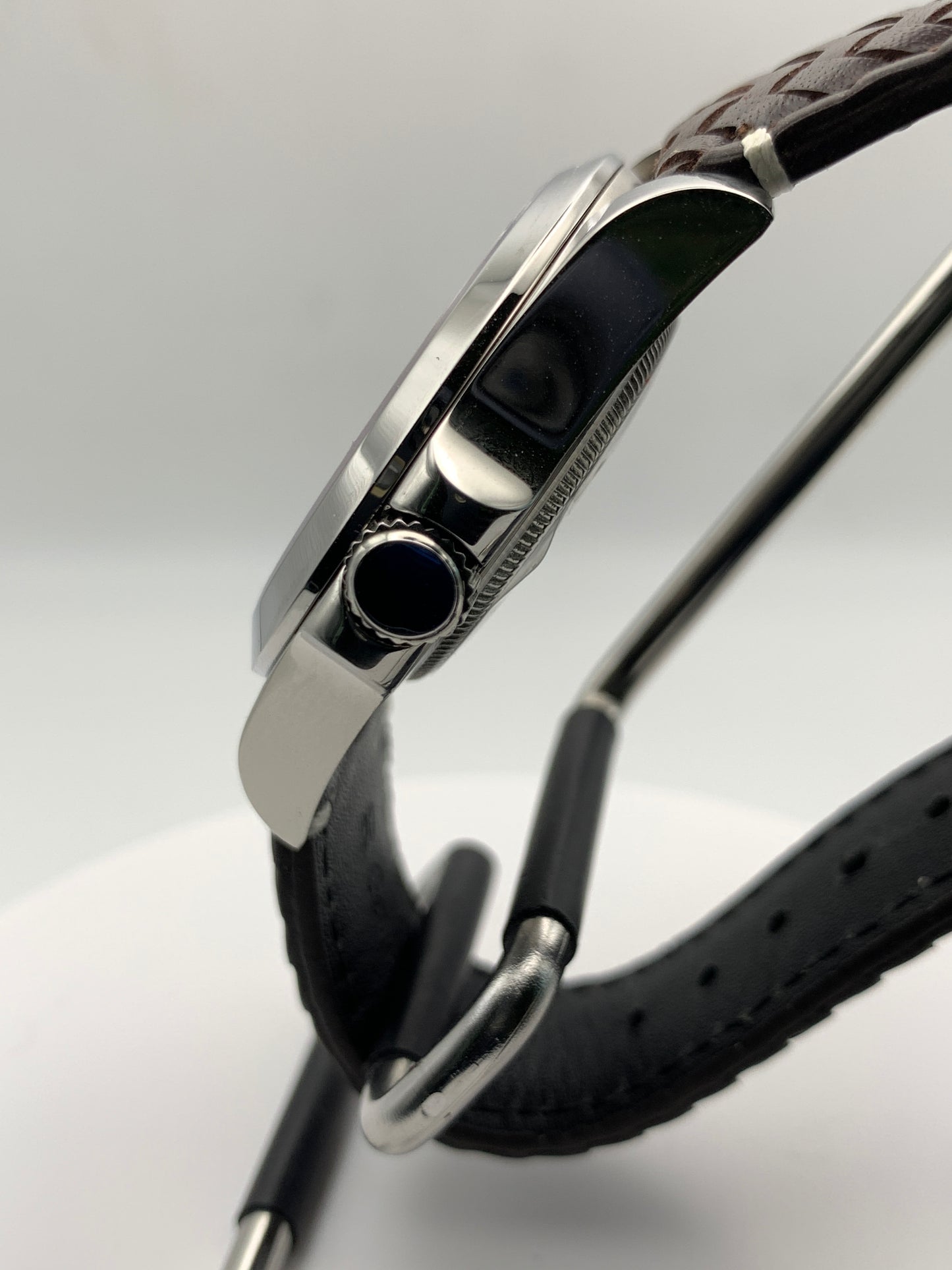 Rose Engine - 39mm stainless steel. Sapphire crystal. Seiko NH38.
