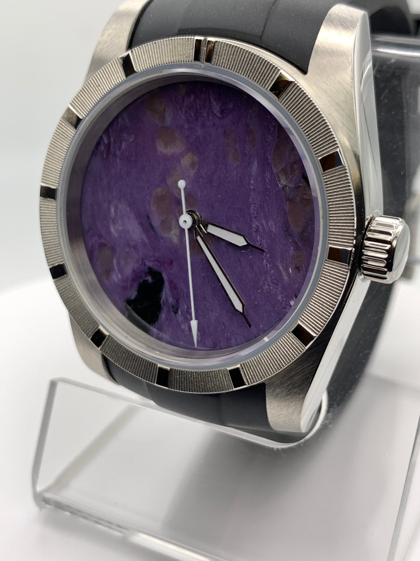 Purple natural stone dial. 39mm engine turned case.