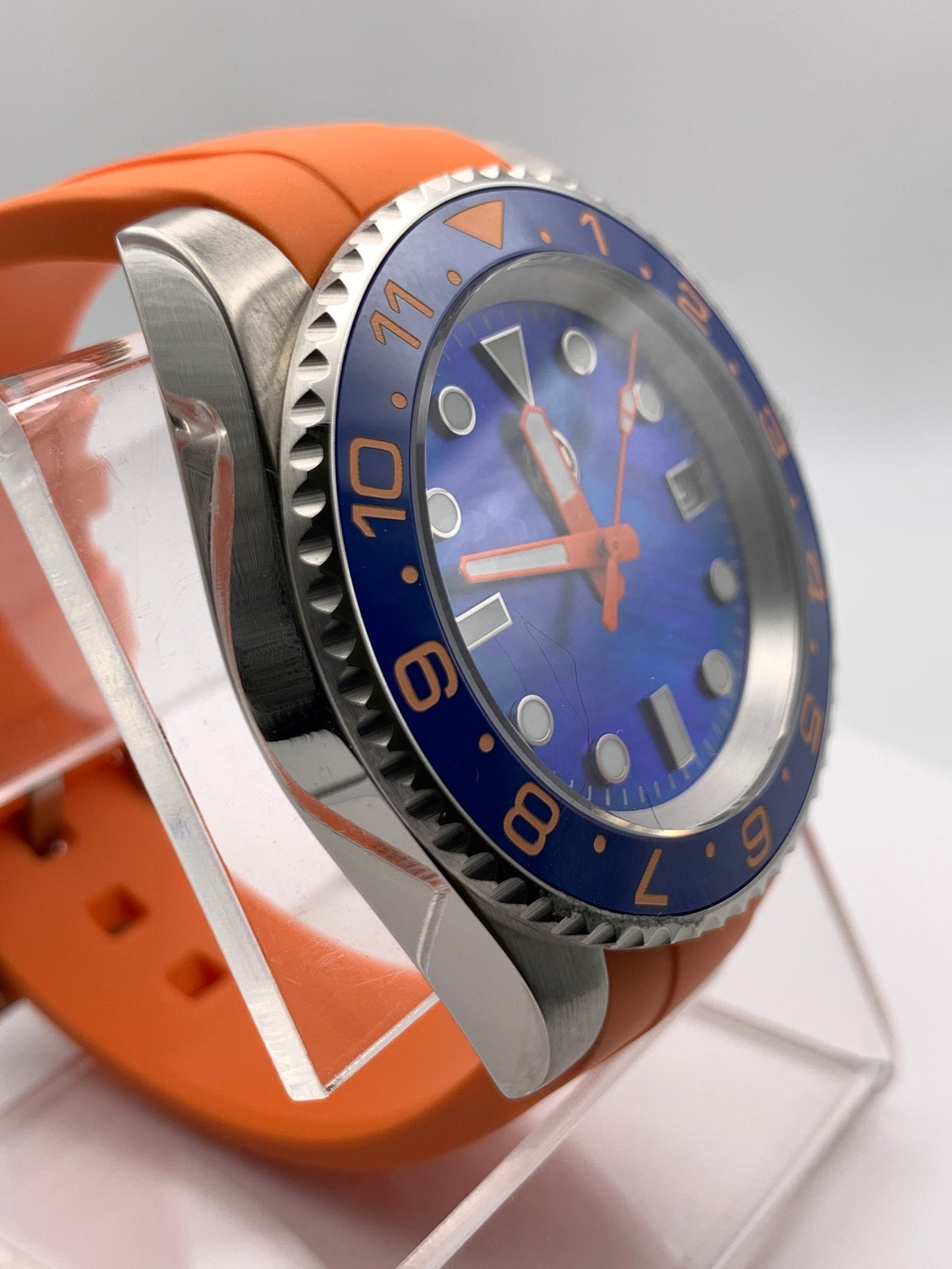 Beacon. 41mm stainless steel case.  Sapphire crystal. Seiko NH35.