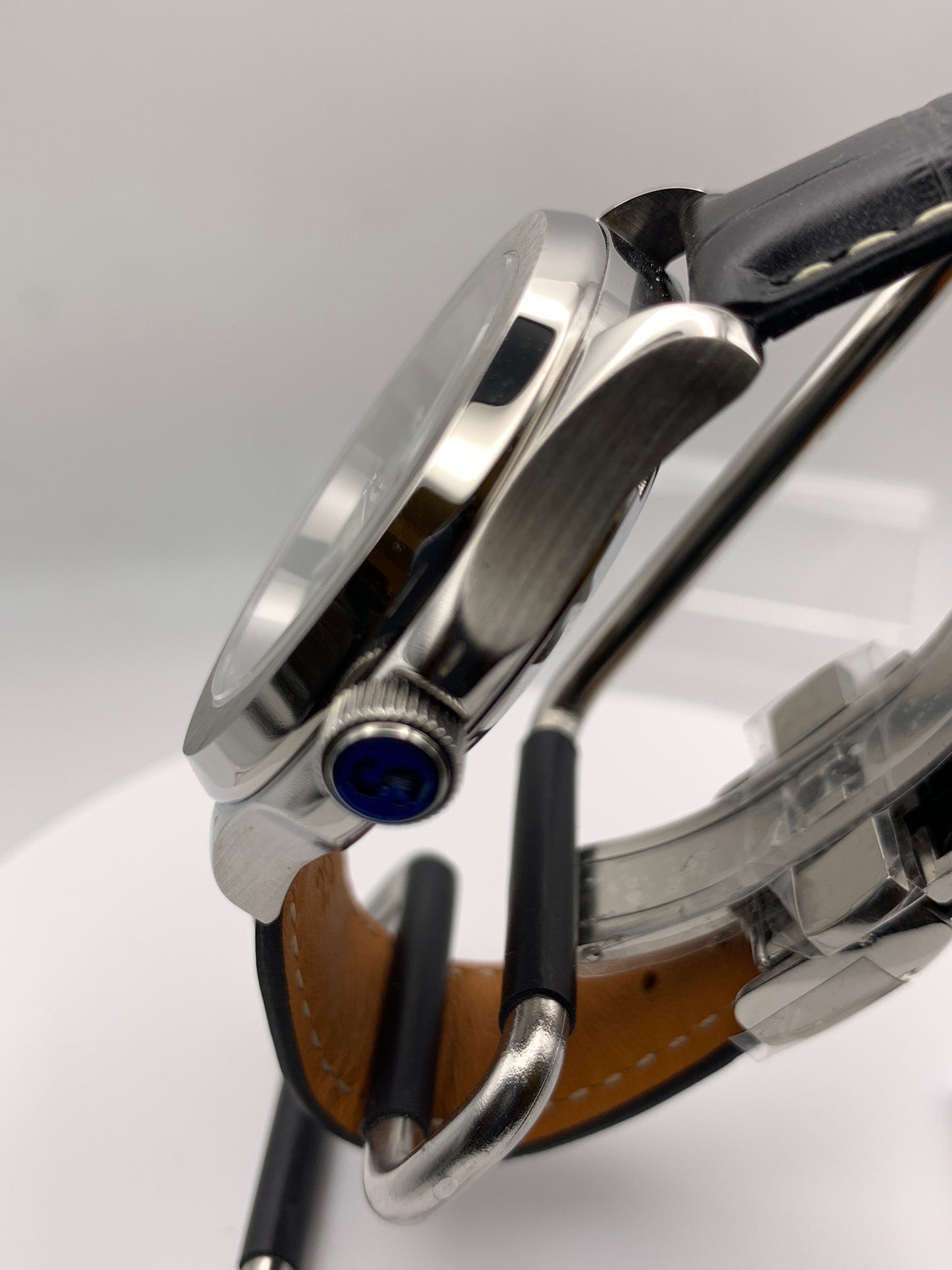 #TeamChole - One. 44mm Stainless steel. Textured dial. Sapphire. Seiko NH35.