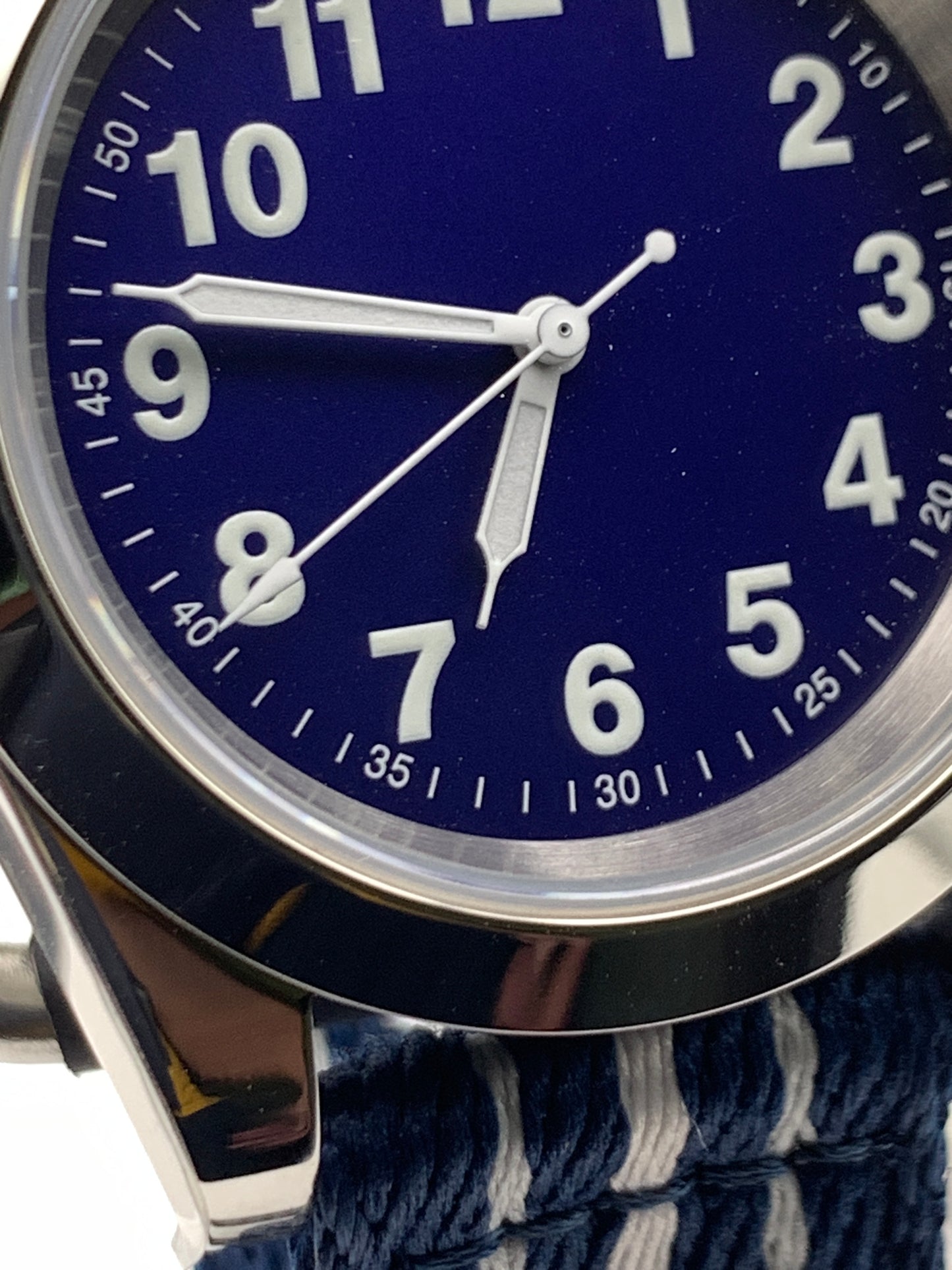 Depthing. 39mm stainless steel. Sapphire crystal. Seiko NH38.