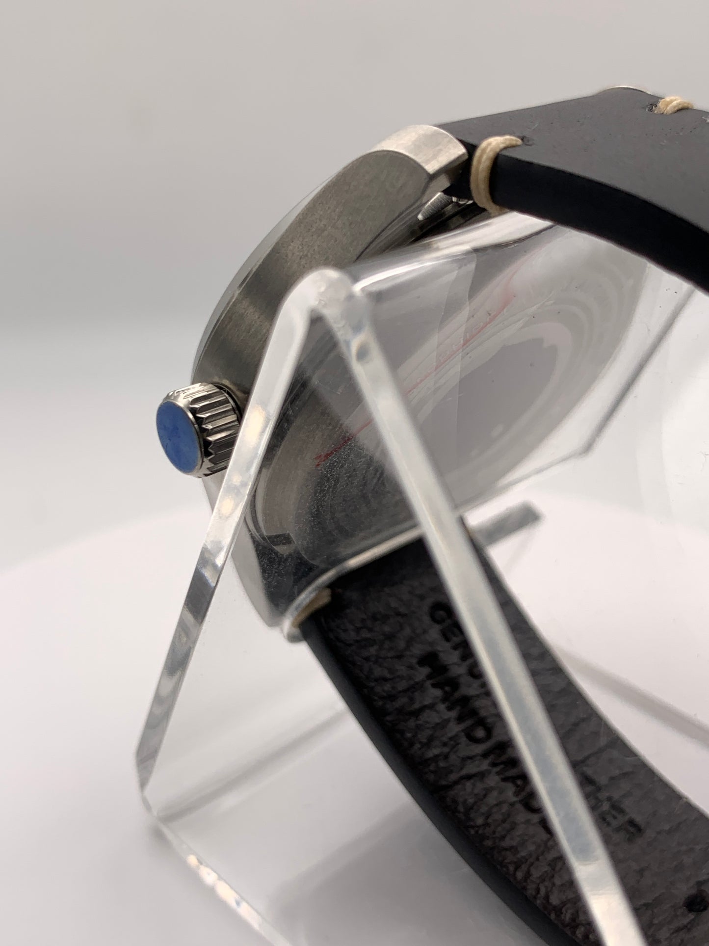 Locomotive Breath. 39mm stainless steel case.  Sapphire crystal. Seiko NH38.