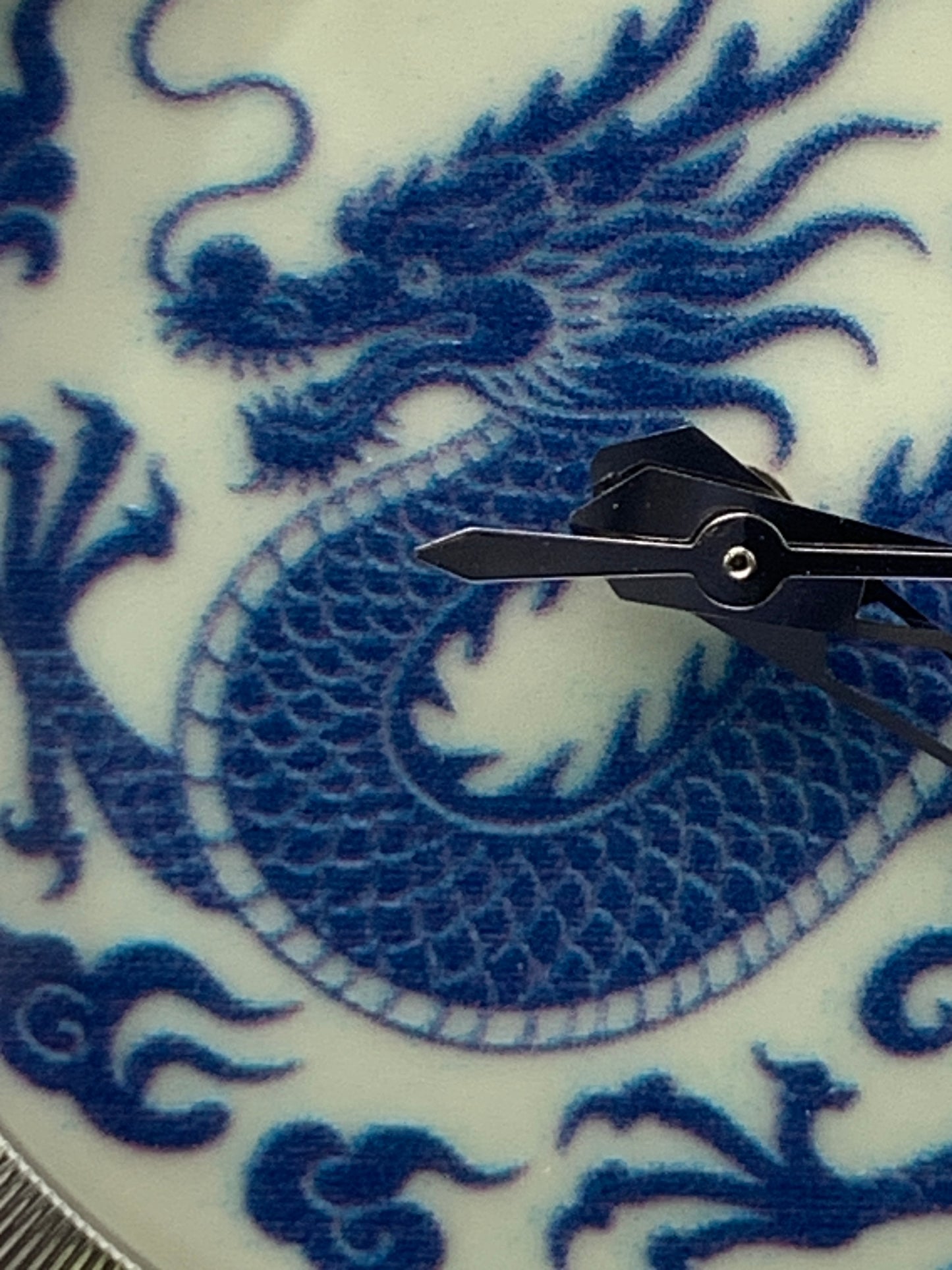 Qinglong - 39mm stainless steel case with engine turned chapter ring. Sapphire crystal. Seiko NH38.