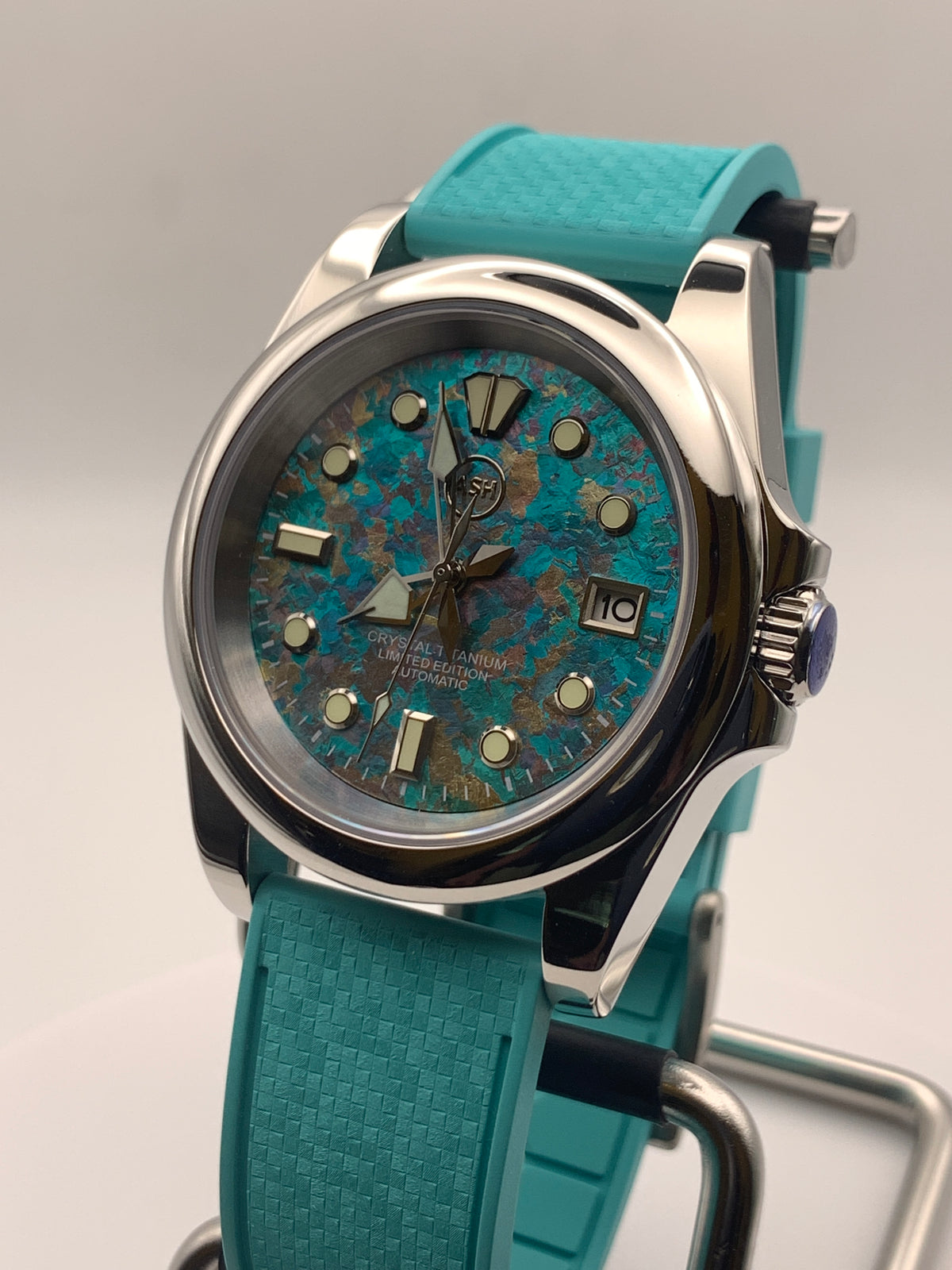 Parting Gift - 39mm Stainless steel case. Sapphire crystal. Seiko NH35.