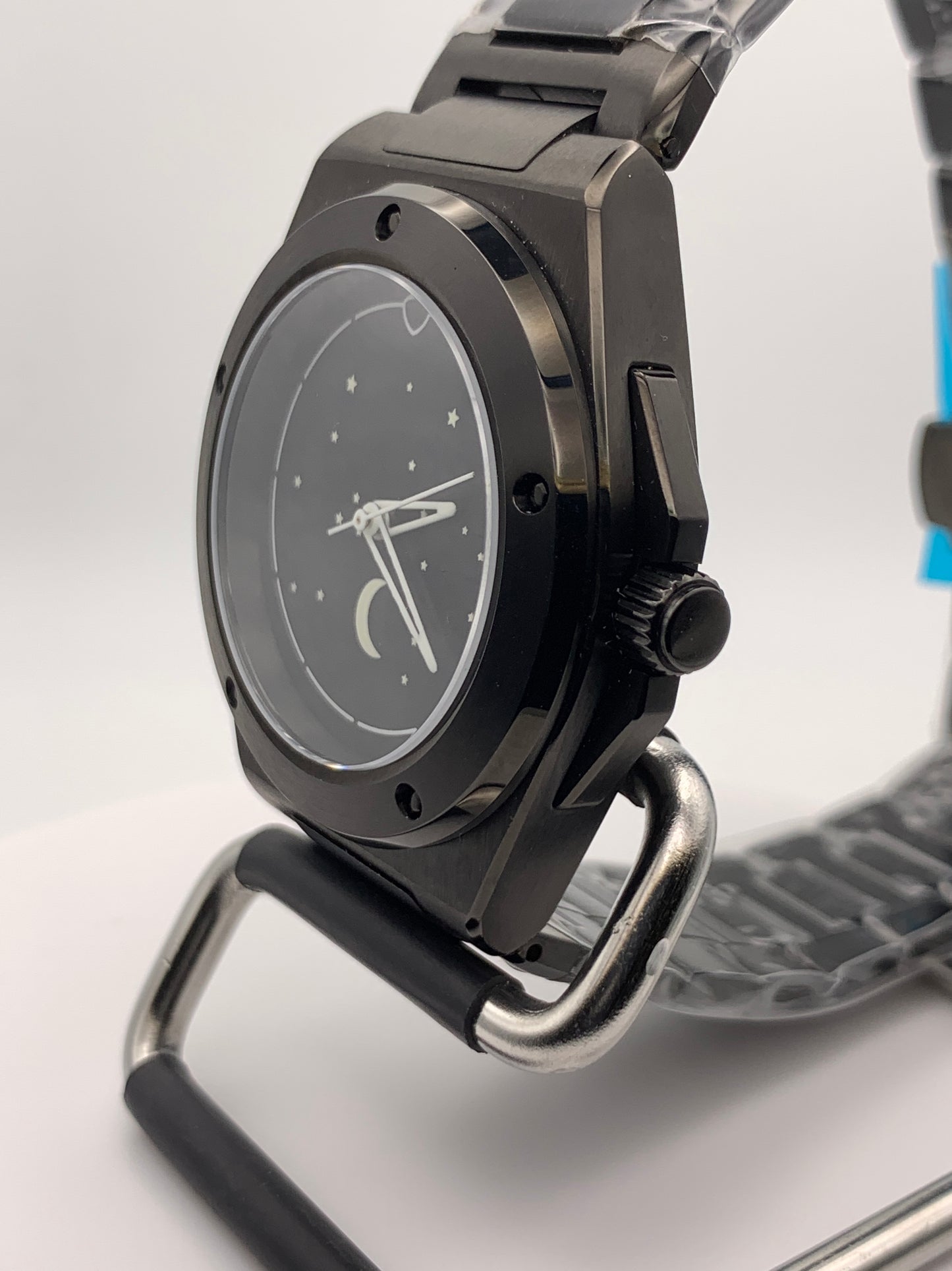 Stars and moon. PVD case and bracelet.