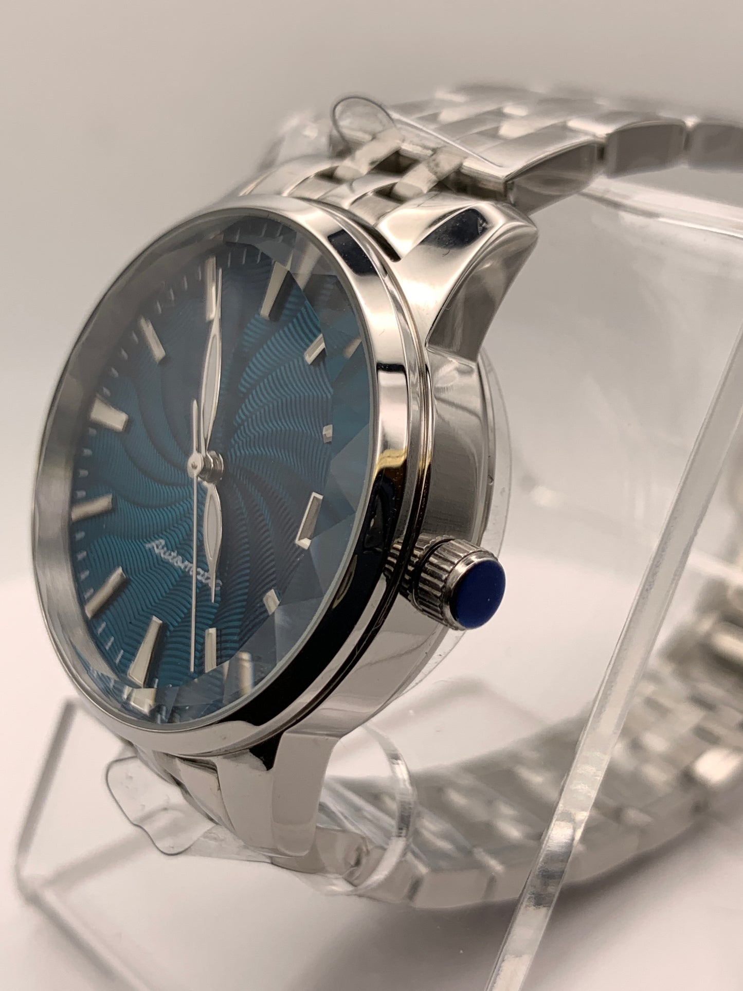 The Teal. Highly figured dress watch. 33mm stainless steel case. Faceted and domed acrylic crystal. NH35.