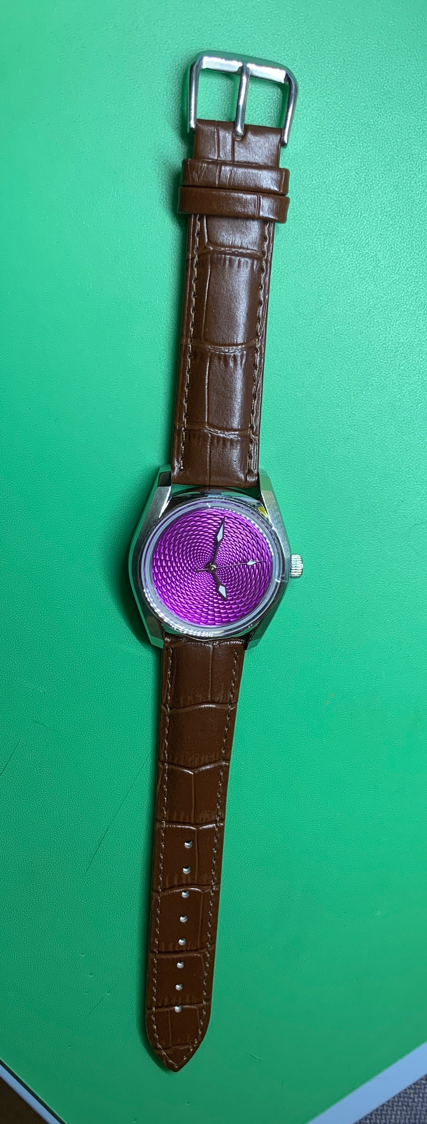 Brandy 1.3 - 38mm Stainless steel. Double dome sapphire with AR. Seiko NH38.