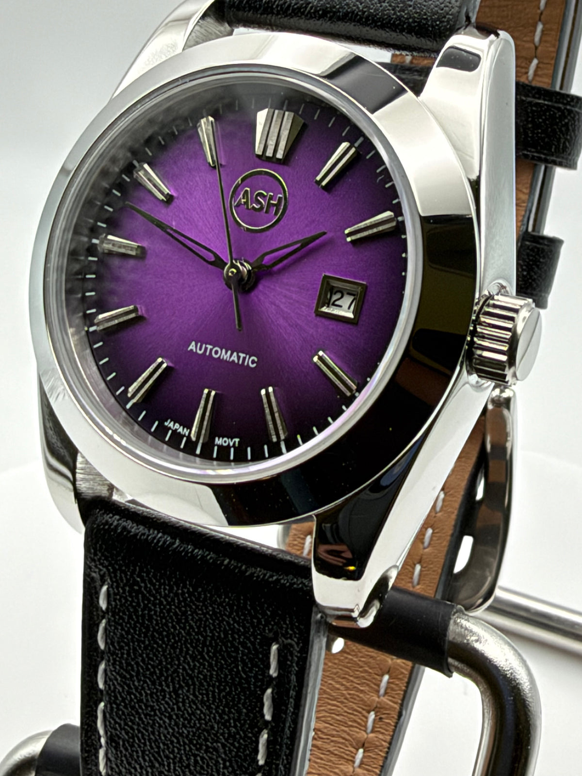 After Midnight. B-stock: indices imperfections between 1 and 3. 31mm stainless steel case. Sapphire crystal. Seiko NH05 automatic.