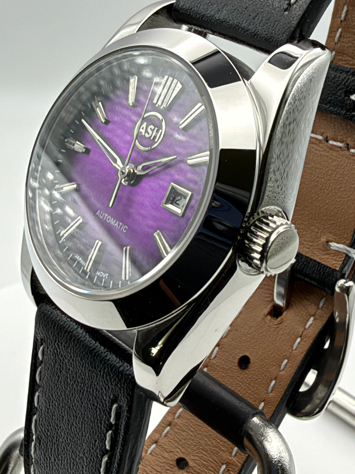After Midnight. B-stock: indices imperfections between 1 and 3. 31mm stainless steel case. Sapphire crystal. Seiko NH05 automatic.