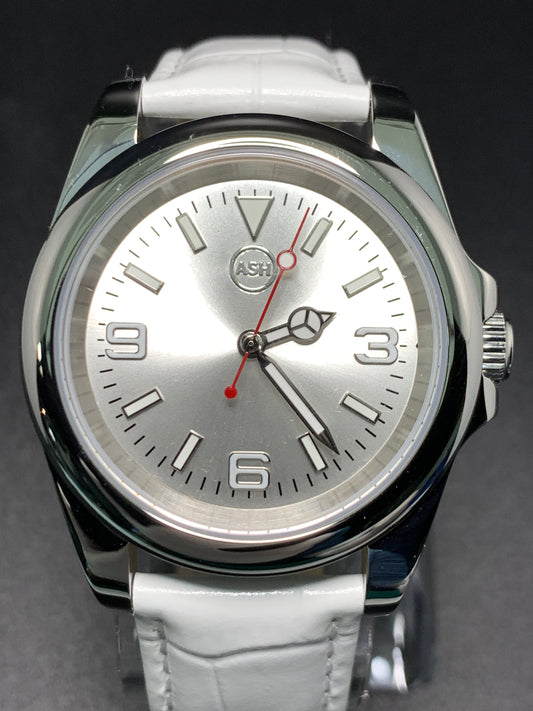 Custom Automatic Silver Sunburst Seiko Wristwatch