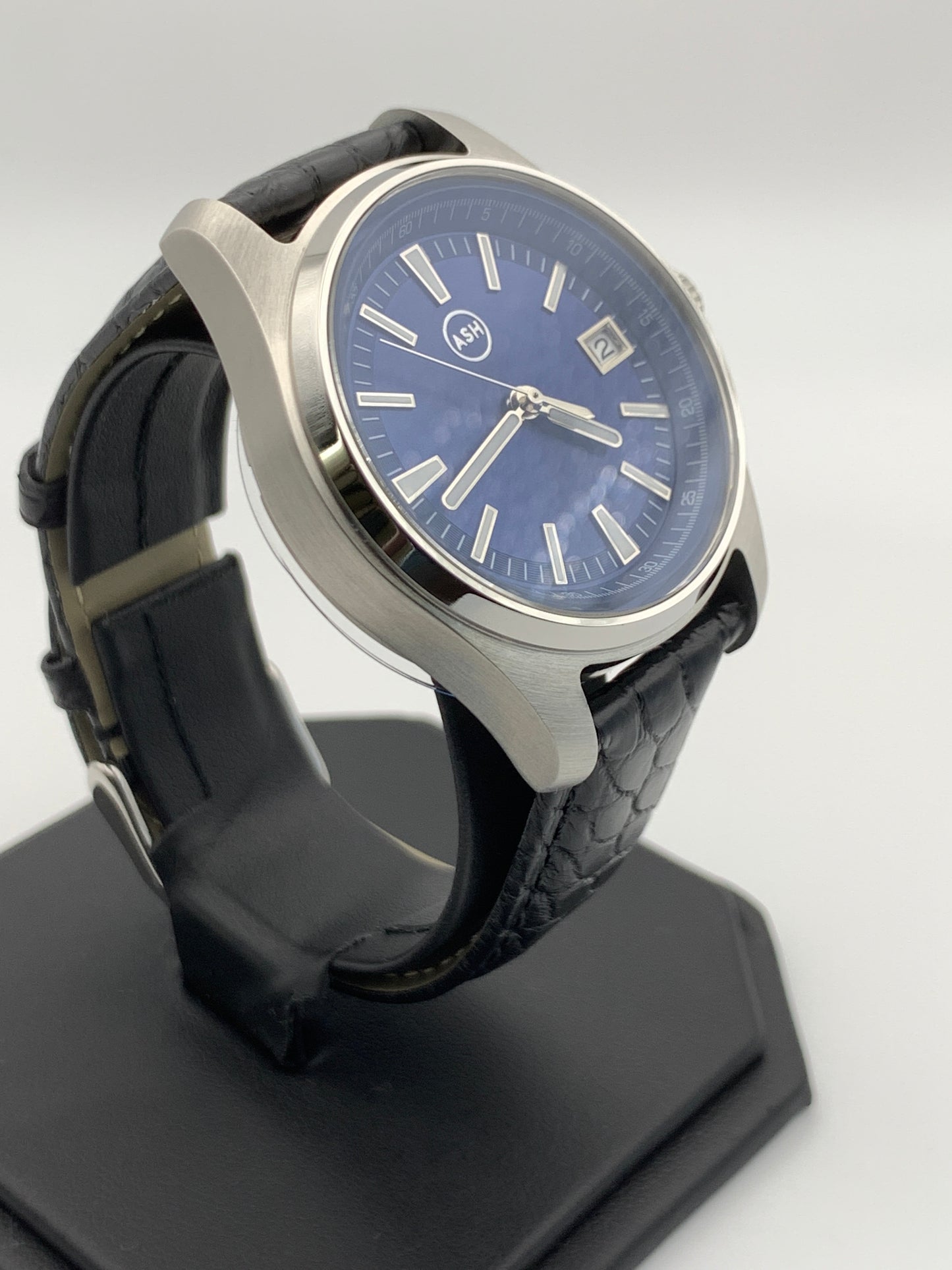 Custom Automatic Blue Sunburst Overseas Inspired Seiko Wristwatch