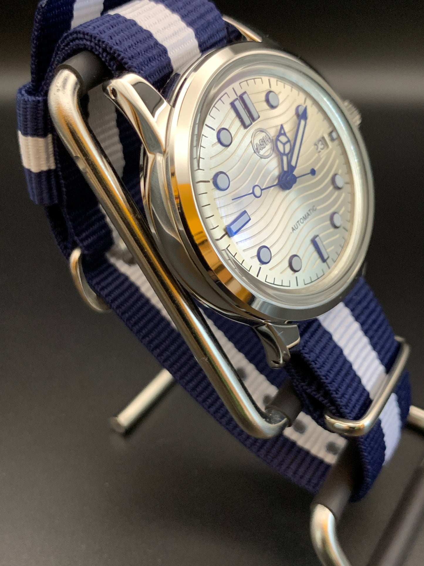 Blue, Silver, White. NY Yankees Colors wristwatch. Seiko NH35 Automatic.
