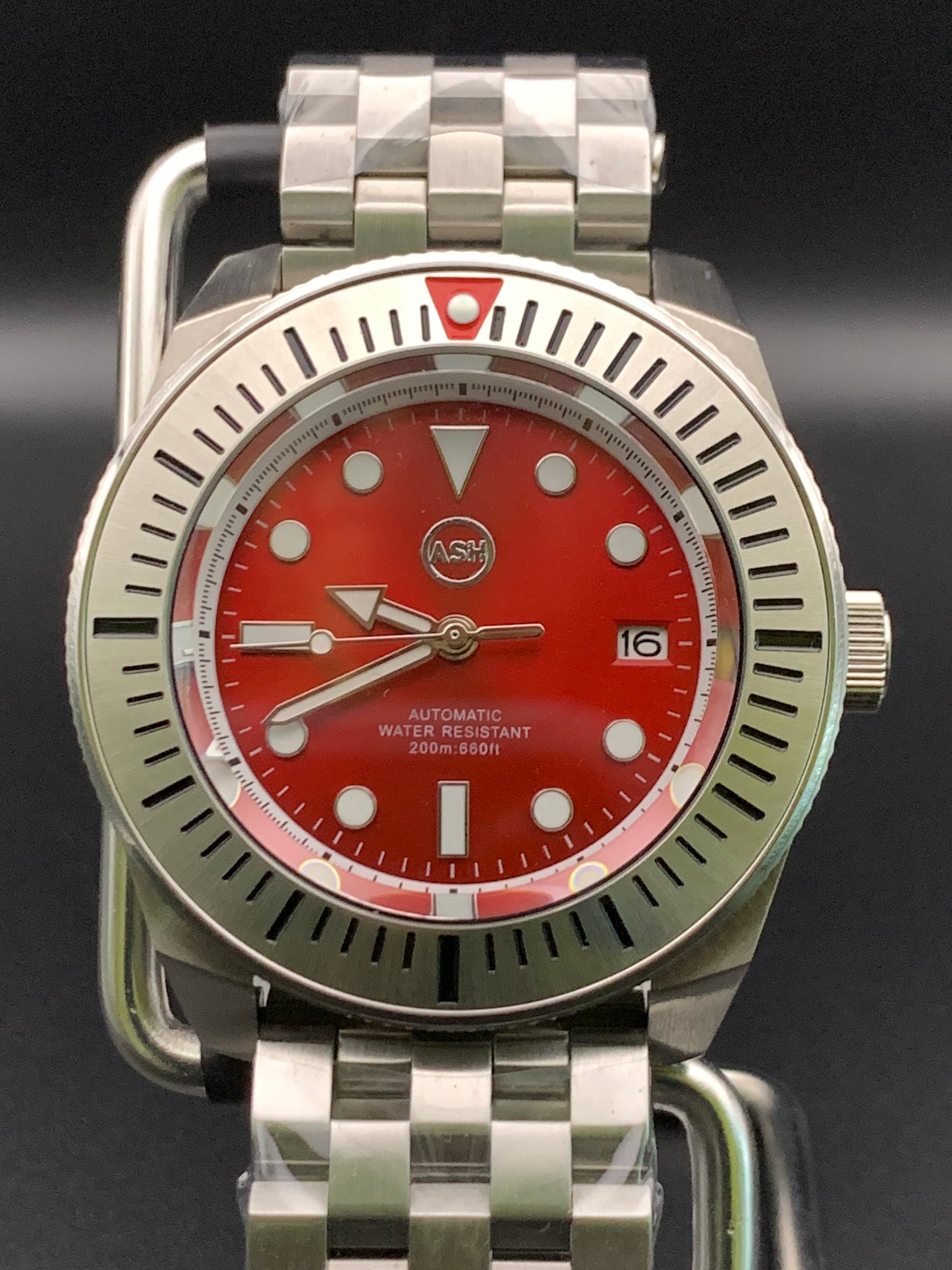 Crimson King Samurai Style. Brushed Bracelet.  Seiko NH35 Automatic