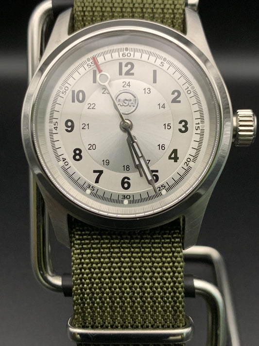 36mm Silver Sunray Field Watch. Seiko NH38 Automatic