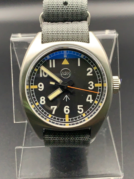 36mm Classic Aviator. Domed sapphire. Seiko NH38
