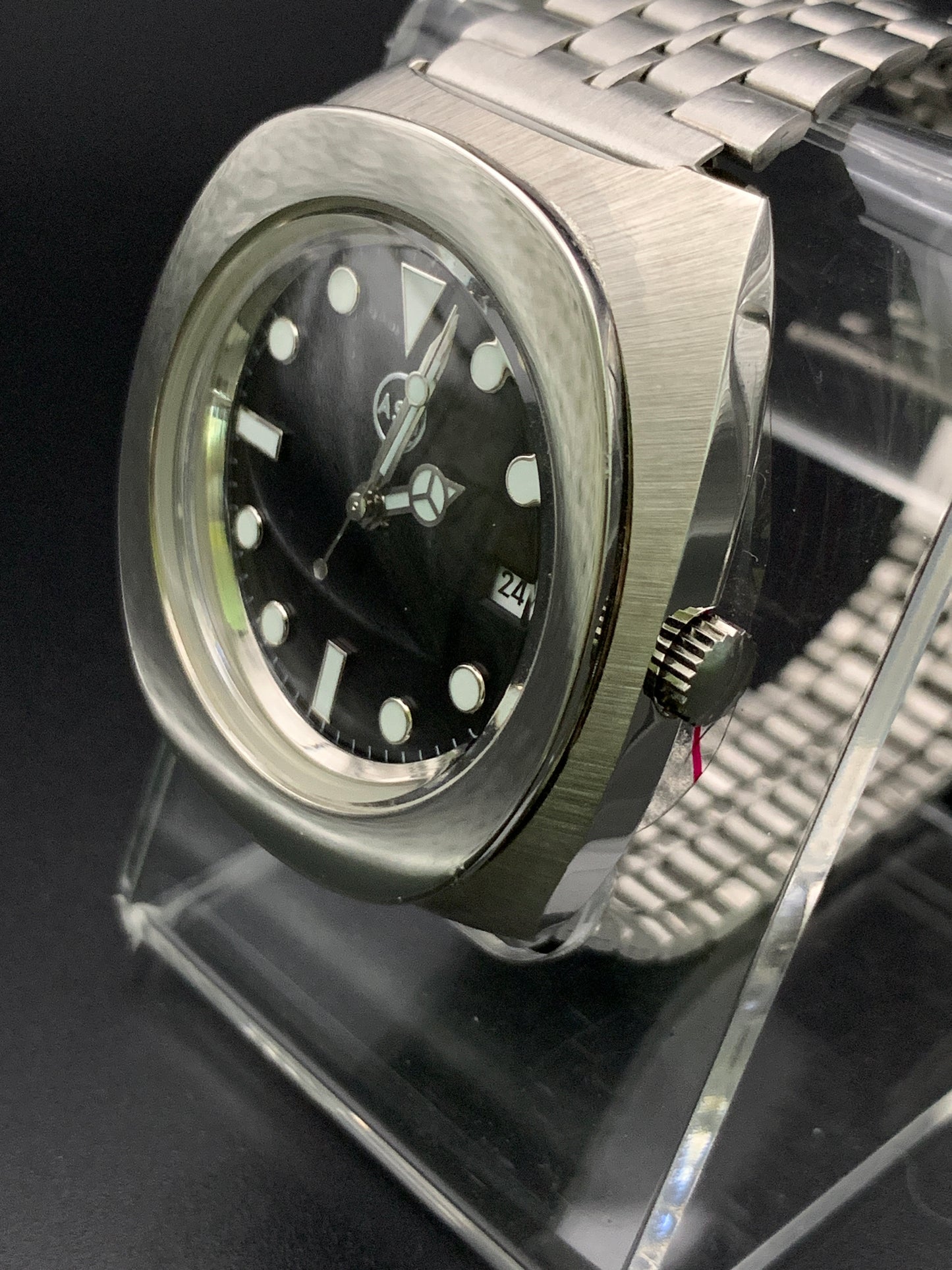 Vintage NOS Swiss case marriage. Miyota 8215 automatic movement.