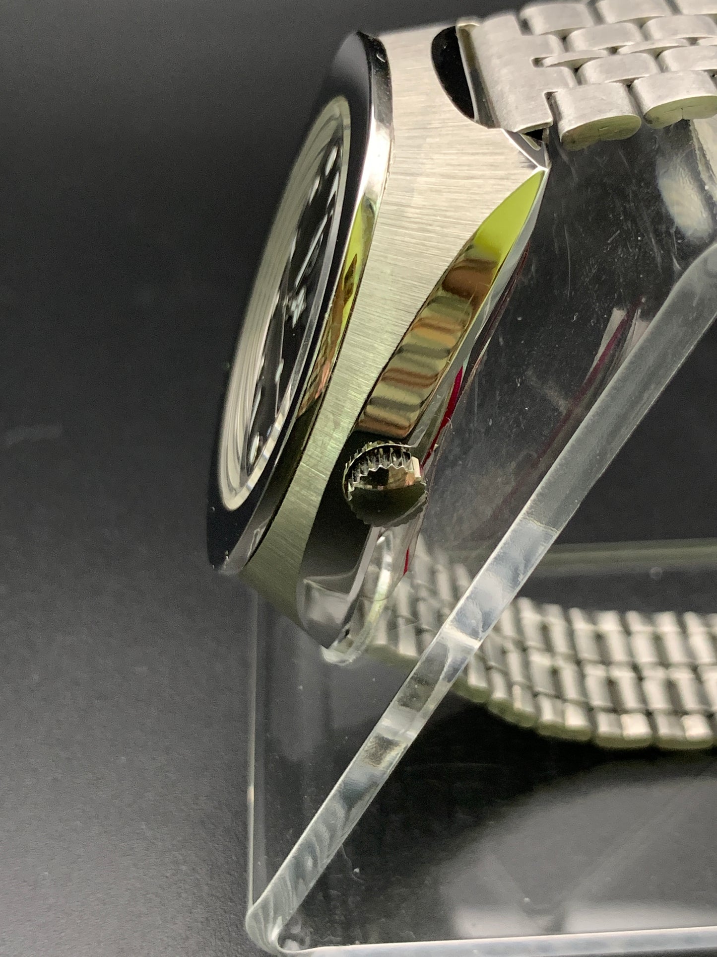 Vintage NOS Swiss case marriage. Miyota 8215 automatic movement.