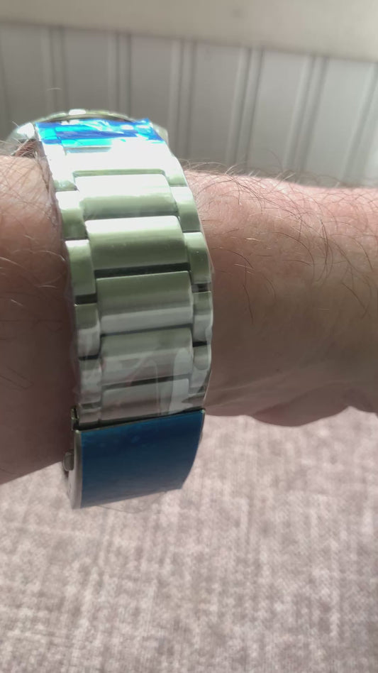 Mariana. 41mm Stainless Steel.  Sapphire crystal. Crystal titanium dial. Seiko NH35.