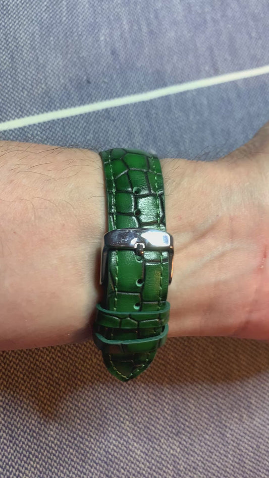 Envy. 39mm Stainless steel. Sapphire crystal. Seiko NH35.