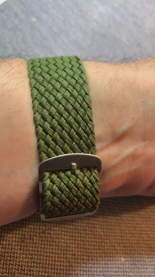 Fangorn. 39mm Stainless steel. Textured and faceted dial. Sapphire crystal. Seiko NH38.