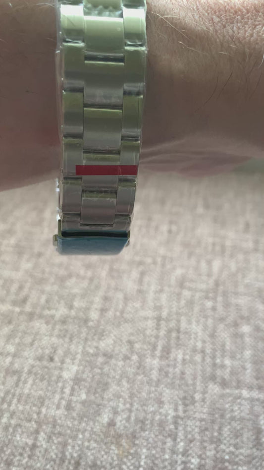 Toy Box. 41mm stainless steel case. Sapphire crystal. Seiko NH35.